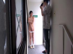 【小さな女の子２体にイタズラ】無邪気な笑顔が曇り不安な顔で警戒する姿に興奮が抑えきれず未熟ワレメに大人の勃起チ●ポを埋め込んでしまいました…　サンプル画像16